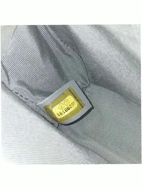 Authentic Chanel Boy Bag Mint Green Quilted Leather Flap Silver Chain CC Logo - Picture 13 of 16